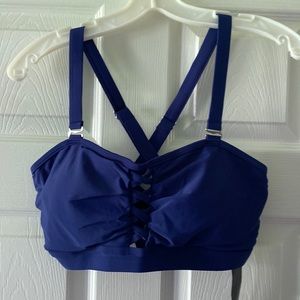 DACI BIKINI TOP  SIZE 8